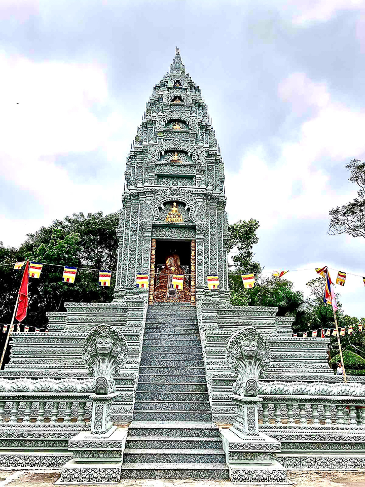 Bạc Liêu - Sóc Trăng - “Mang Văn Hóa Khmer Vào Ẩm Thực” - TP.Hồ Chí Minh | Số bữa ăn: 02 (sáng, trưa)